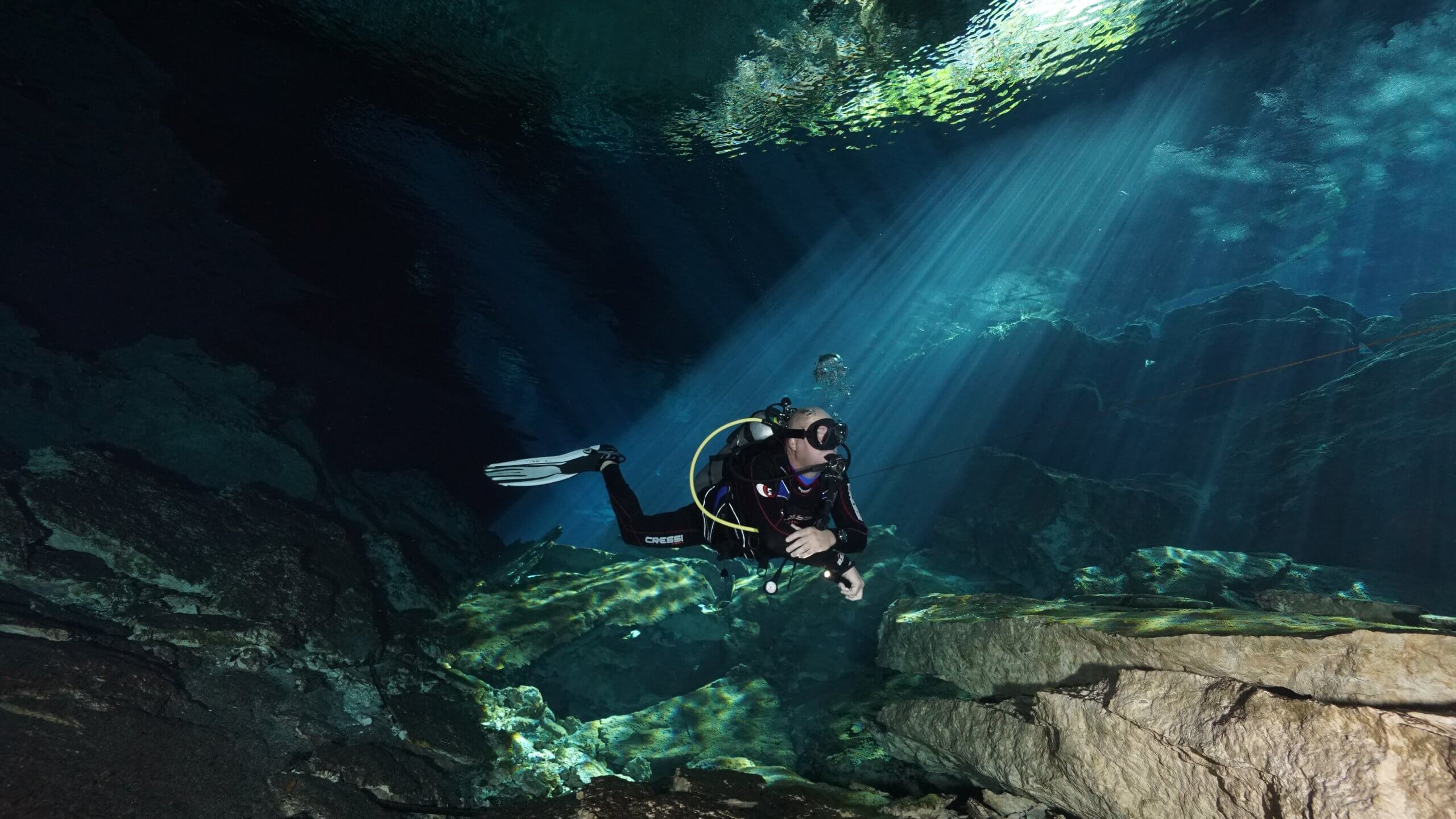 Mastering Buoyancy Control: Tips for New Divers