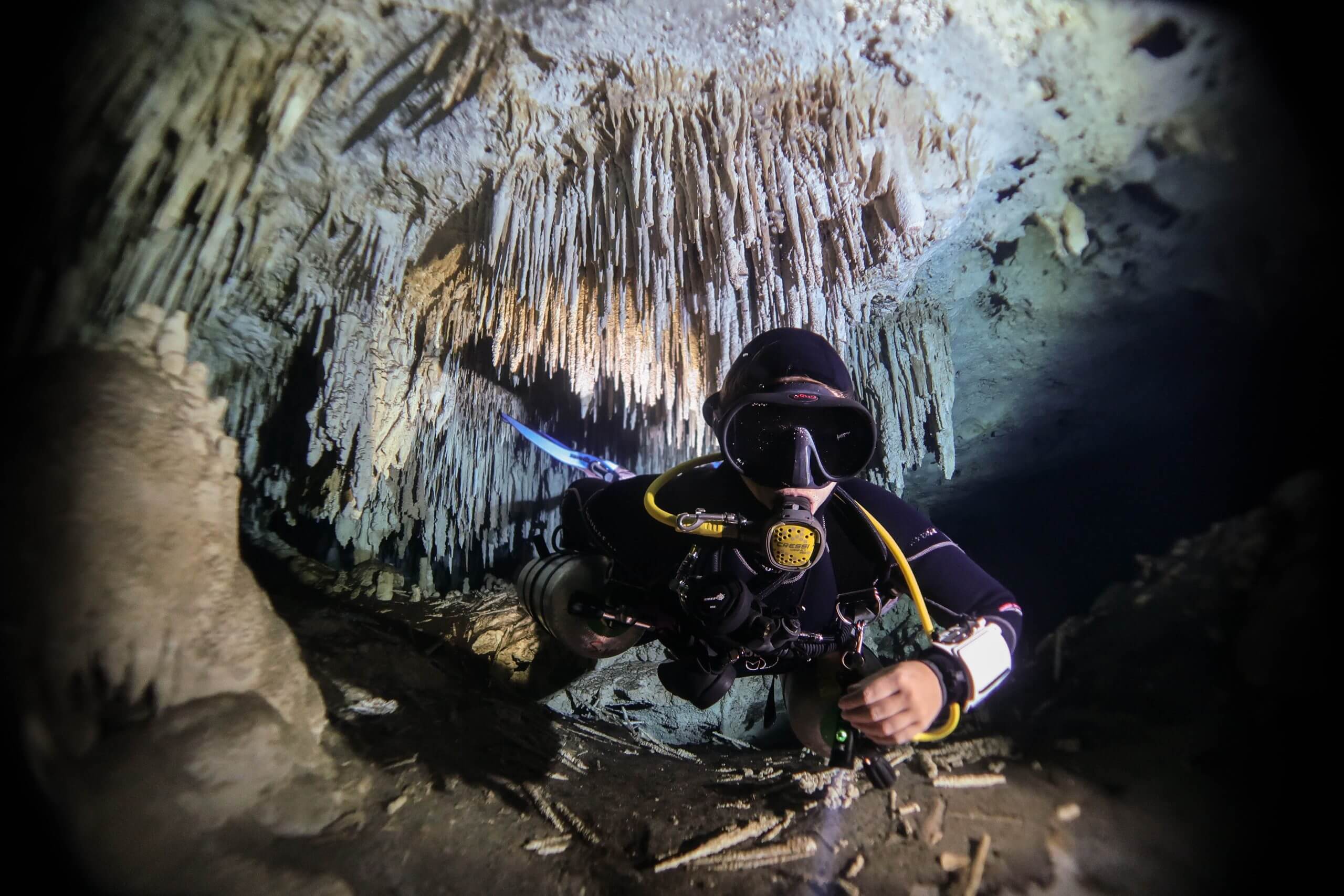 Full Cave Course